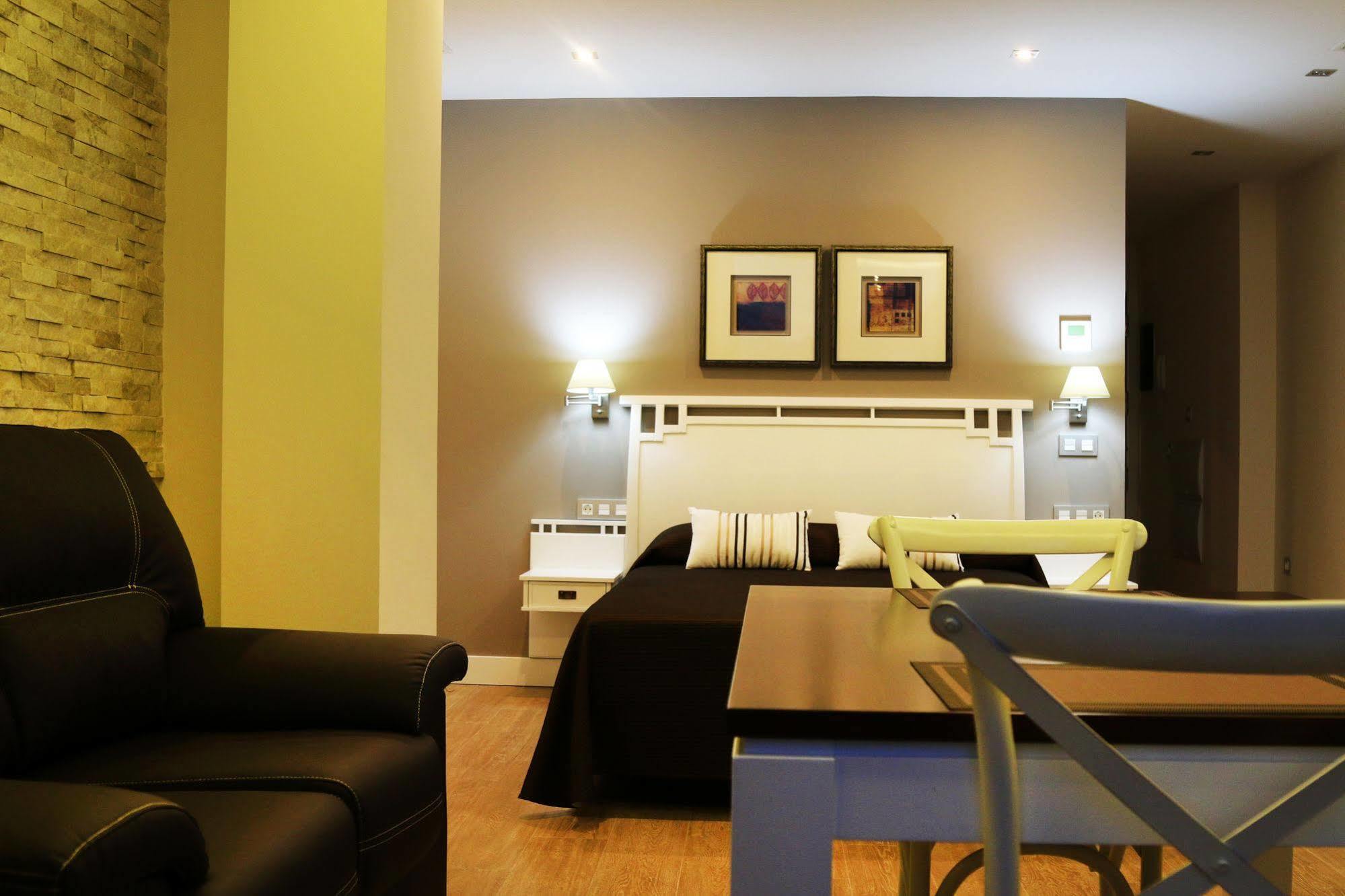 Apartamentos Rondacentro المظهر الخارجي الصورة